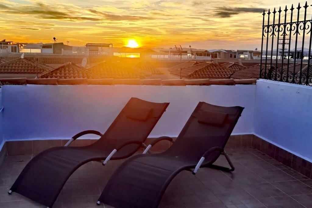 Bungalow Avec Piscine Торевьиа Экстерьер фото