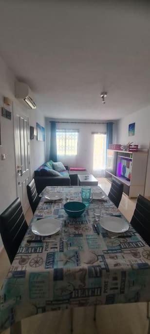Bungalow Avec Piscine Торевьиа Экстерьер фото